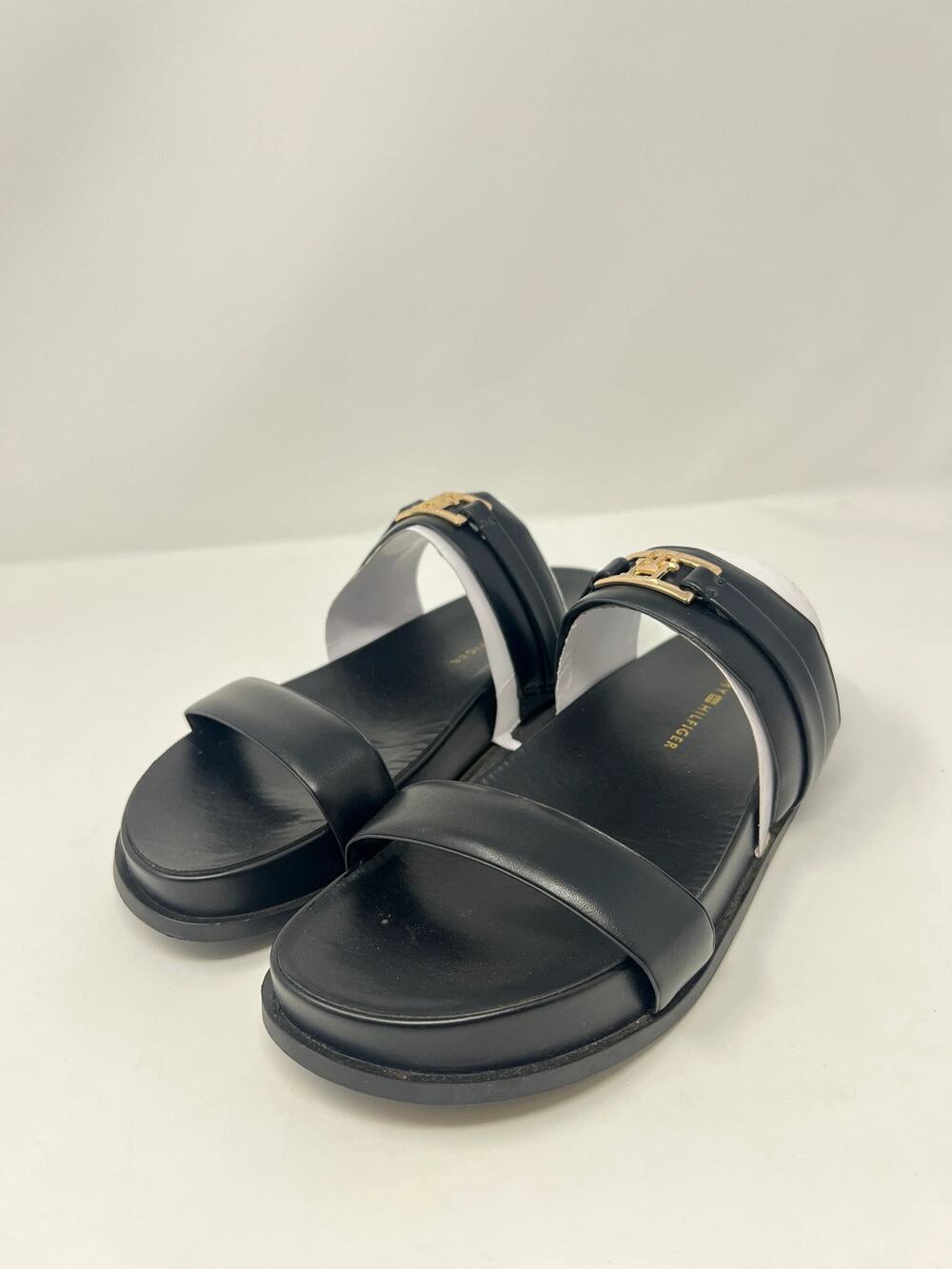 Tommy Hilfiger Women's 7.5M Jylian Black Sandals
